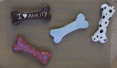 Border_Collie_Stuff/Magnets-ornaments/Dog-bone-magnets.jpg